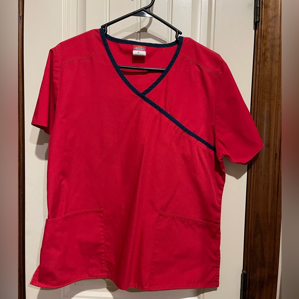 Dickies Scrub Top
